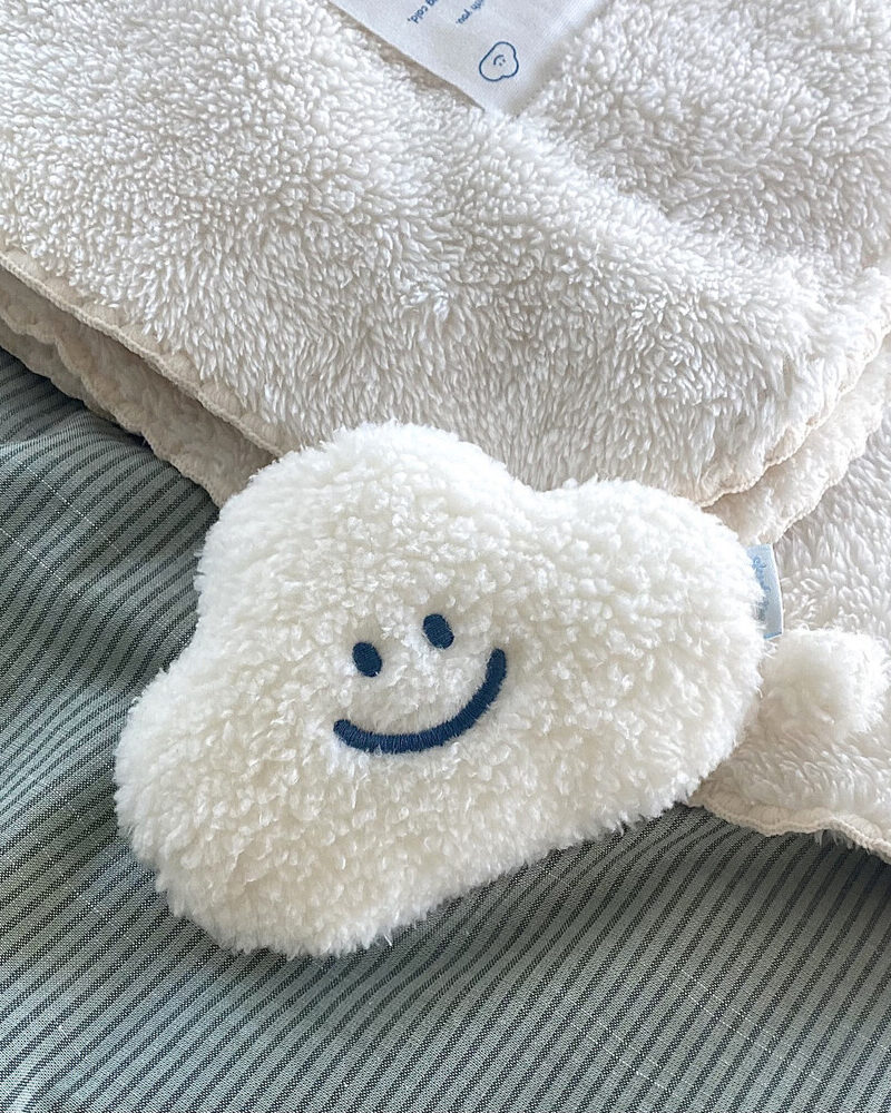 Alternative view of SKYFOLIO Fuzzy Cloud Pouch