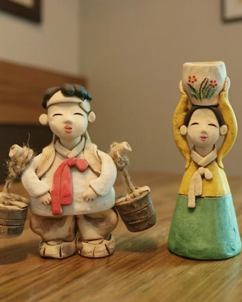 Korean Miniature Water Carrier Dolls Muljige Set
